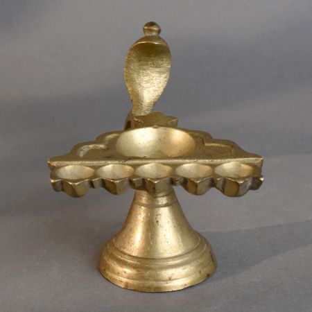 Vintage Brass Five Wick Aarti Lamp with Handle