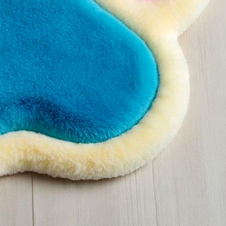 Handtufted Vibrant Pawprint Play Wool Rug