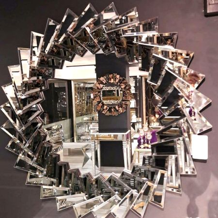 Radiant Curve Harmony Mirror