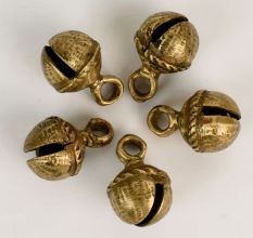 Handmade Vintage Cow Bell from Northern India Made of Bell Metal in Set of 5