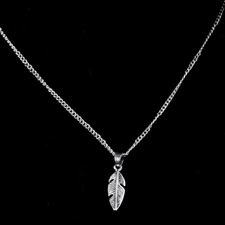 Feather Fashion 92.5 Sterling Silver Pendant Necklace