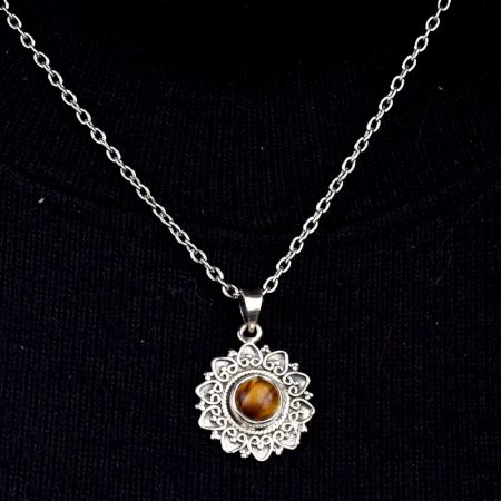 Hearts Floral 92.5 Sterling Silver Pendant With Round Semi Precious Stone
