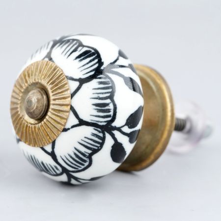 Black Buttercup Knob