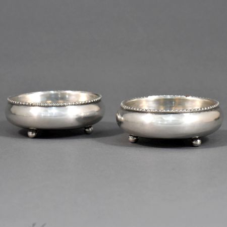 Round Silver Salt Cellar with Beaded Border in Pair