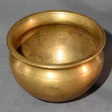 Vintage Brass Pot Planter for Indoor Plants