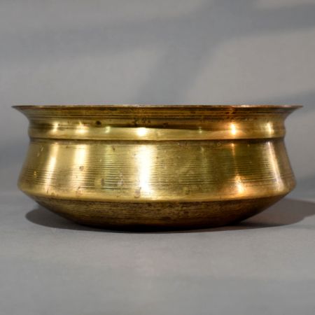 Traditional Brass Pot Planter with Antique Finish