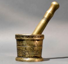 Brass Mortar and Pestle Traditional Grinding Set