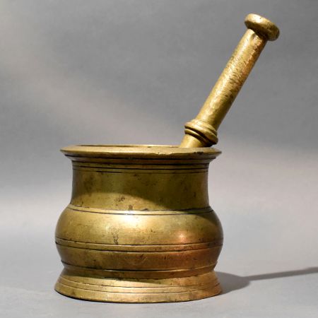 Brass Mortar and Pestle Spice Grinding Set