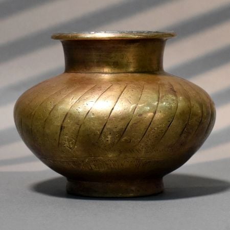 Handcrafted Brass Textured Vintage Finish Traditional Kalash