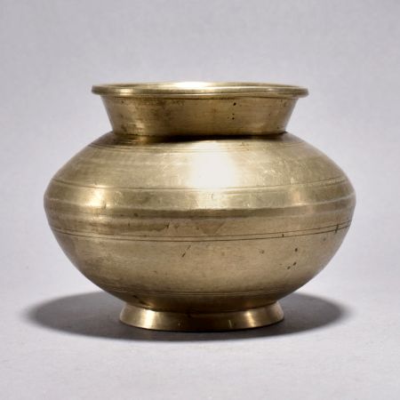 Vintage Finish White Metal Holy Water Pot for Rituals