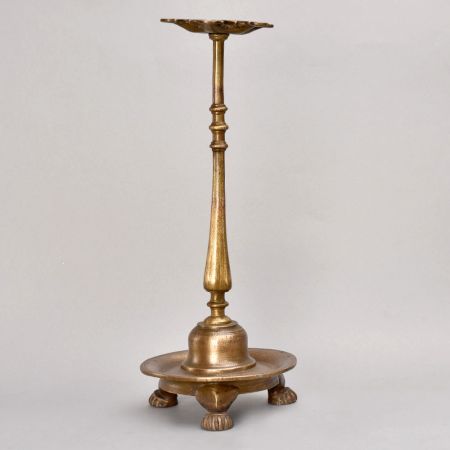 Vintage Finish Brass Oil Lamp for Hindu Rituals