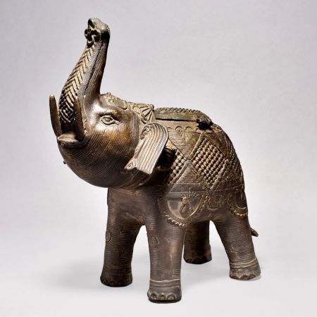 Decorative Finest Brass Jewelry Box in Tribal Art for Decor