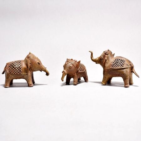 Tribal Art Vintage Brass Elephant Statue in Set of 3