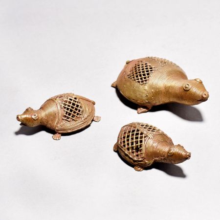 Tribal Art Handmade Brass Turtle Statue for Decor in Pair of 3