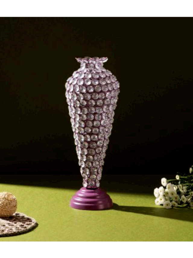 Vases: Holding Space, Shape, and Silent Stories